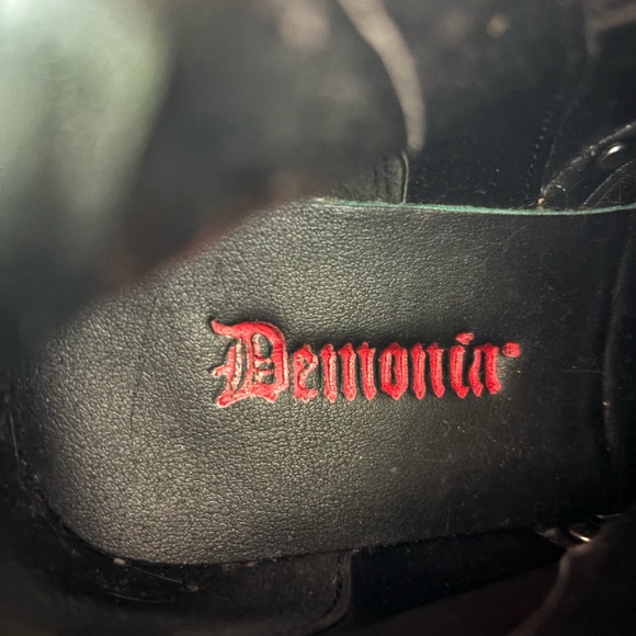 ❌ON HOLD DO NOT BUY❌- Demonia "Emily-315" Platform Ankle Boots - Picture 7 of 8